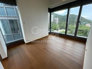 Mid Levels West - University Heights Tower 3 06