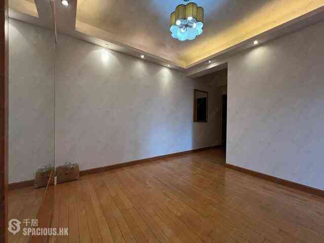 Sai Ying Pun - Bon-Point 11