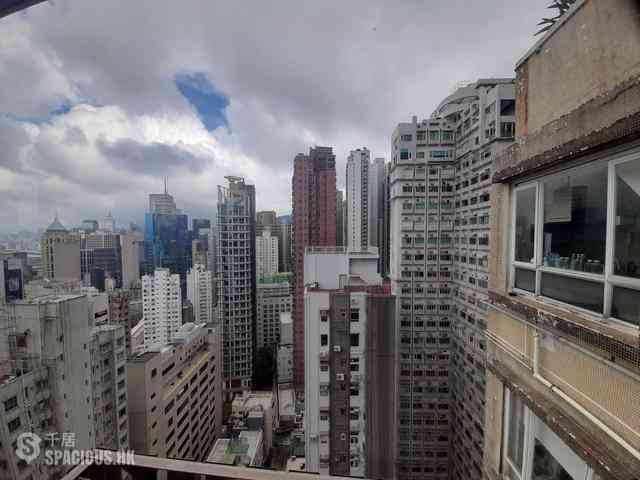 Mid Levels Central - Ying Fai Court 03