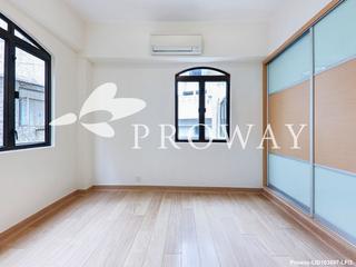 Wan Chai - Fortune Court 08