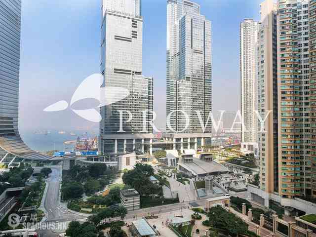 West Kowloon - The Arch 01