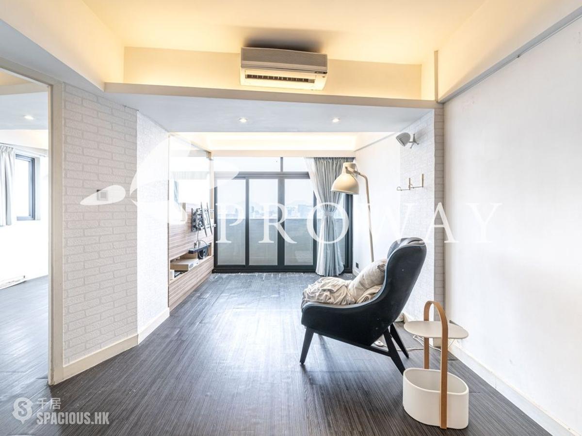 Causeway Bay - Hoi Kung Court 01