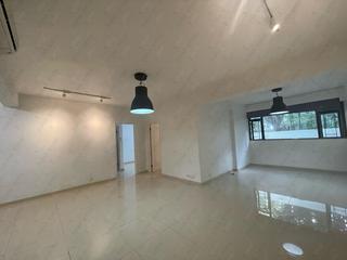 Mid Levels West - Hing Wah Mansion Block A 09