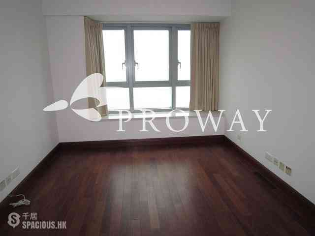 West Kowloon - The Harbourside 04