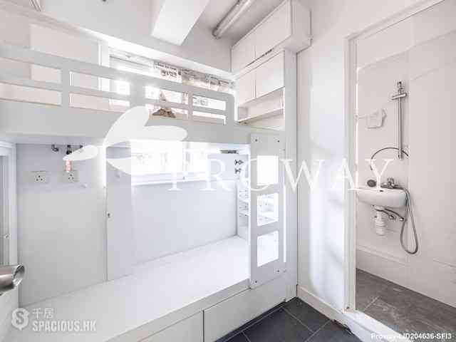 Pok Fu Lam - Baguio Villa Block 36 11