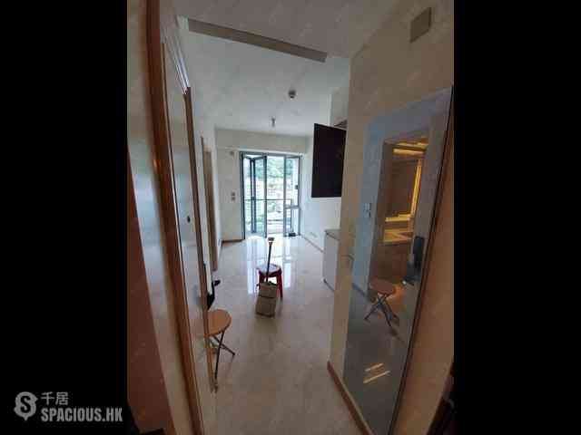 Sai Ying Pun - 63, Pokfulam Emerald House (Tower 2) 02