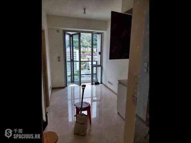 Sai Ying Pun - 63, Pokfulam Emerald House (Tower 2) 06