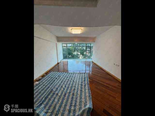 Mid Levels West - Woodland Gardens 02