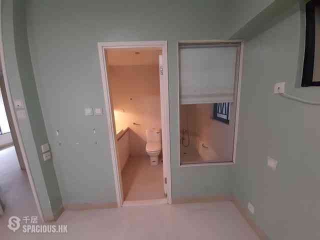 Mid Levels Central - The Grand Panorama Block 3 03