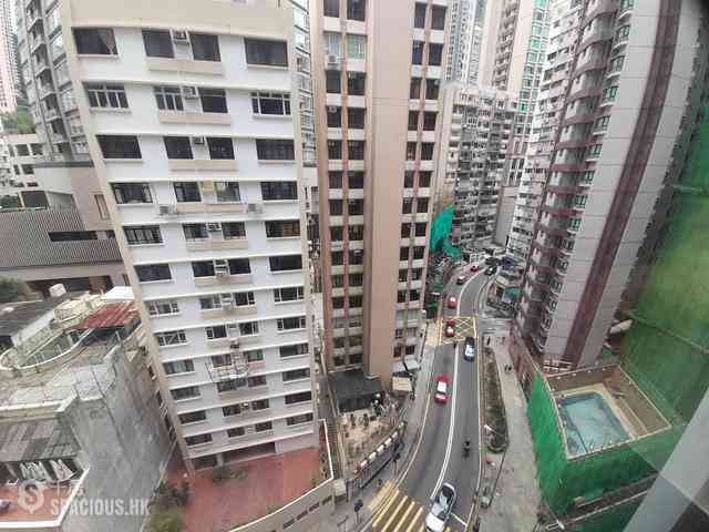 Mid Levels Central - The Grand Panorama Block 3 08