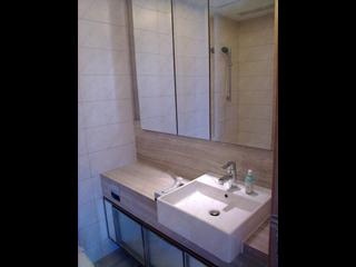 Sai Ying Pun - Island Crest Block 1 08
