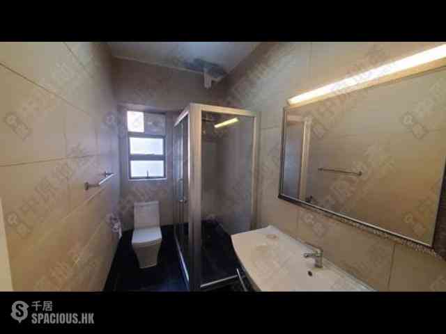 Mid Levels West - Dragonview Court 04