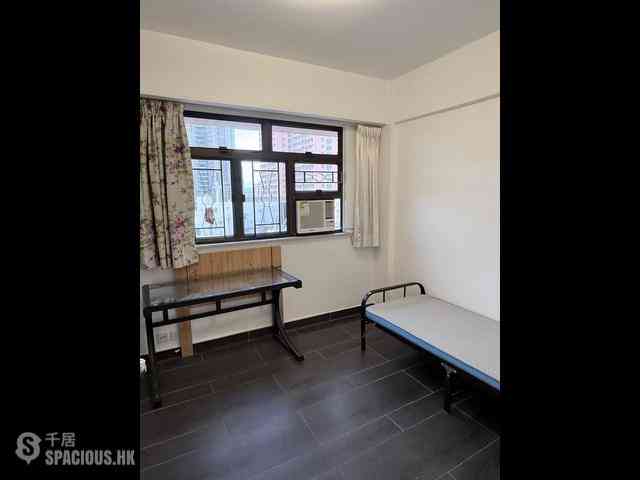 Sai Ying Pun - Mai Hing House 04