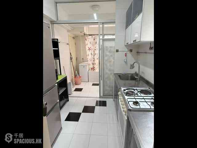 Sai Ying Pun - Mai Hing House 05