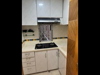 Sai Ying Pun - Yue Sun Mansion Block 1 10