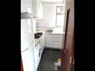 Kennedy Town - The Merton Tower 2 04