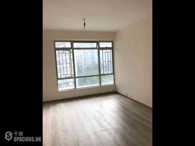 Sai Wan Ho - Lei King Wan Sites A Block 4 Kwun Fung Mansion 03