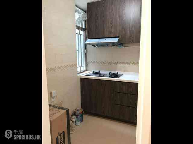 Sai Wan Ho - Lei King Wan Sites A Block 4 Kwun Fung Mansion 05