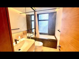 Mid Levels Central - Arezzo 34