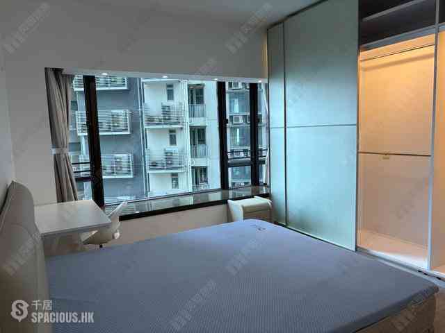 Mid Levels Central - 11, Macdonnell Road 11