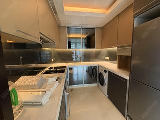 Mid Levels Central - 11, Macdonnell Road 04