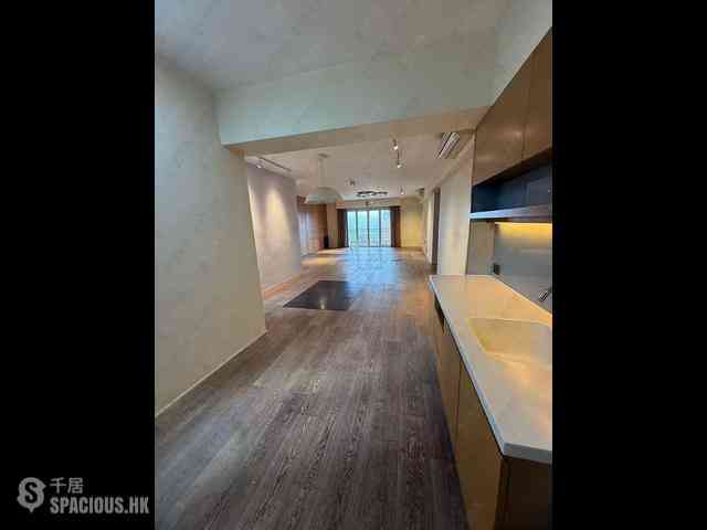 Mid Levels West - Villa Veneto 10