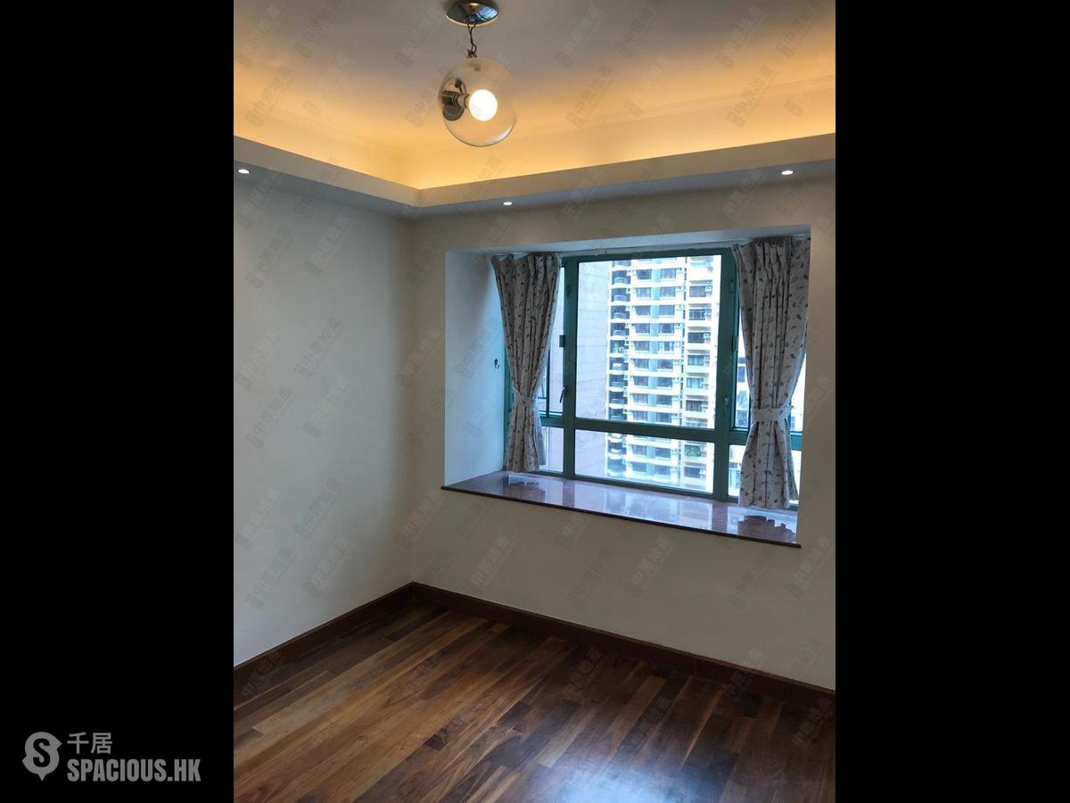 Mid Levels Central - Goldwin Heights 01