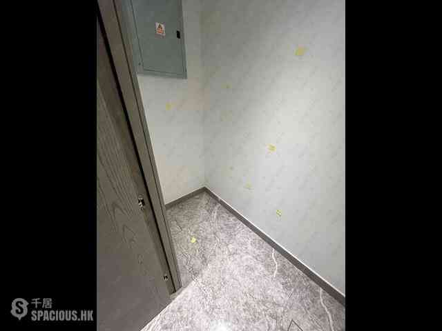 Wong Chuk Hang - The Southside Phase 3B Blue Coast Tower 2A 03