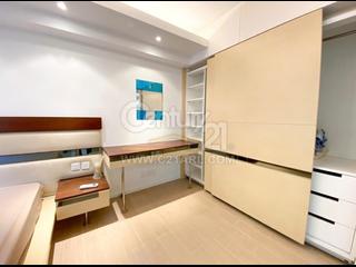 Kennedy Town - Chin Hom Court 02
