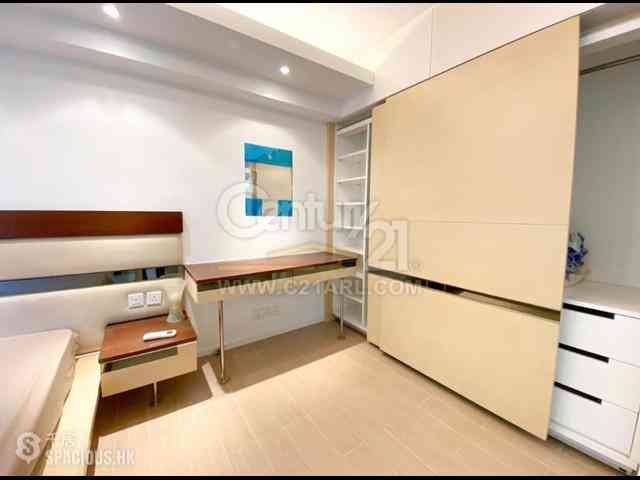 Kennedy Town - Chin Hom Court 02