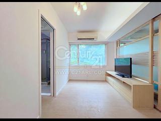 Kennedy Town - Chin Hom Court 04