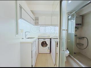 Kennedy Town - Chin Hom Court 05