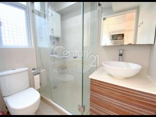 Kennedy Town - Chin Hom Court 06