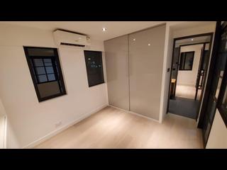 Wan Chai - Rialto Building 04