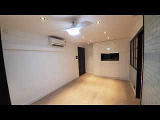 Wan Chai - Rialto Building 08