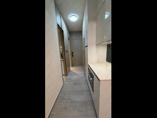 Sai Ying Pun - The Queens 16