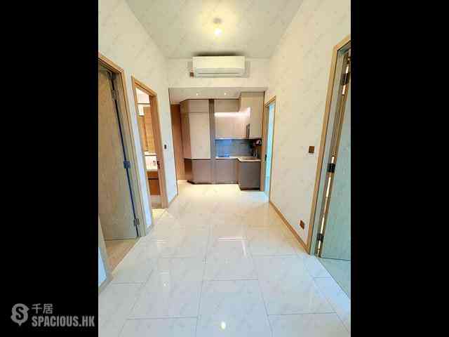 Sai Ying Pun - Upper Manor 08