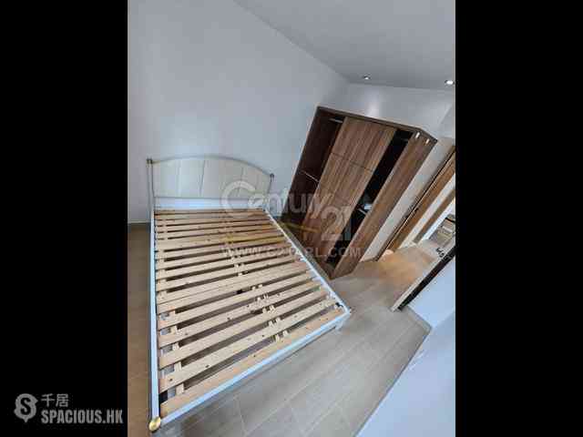 Mid Levels West - Wilton Place 07