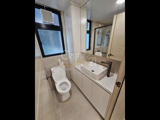 Mid Levels West - Wilton Place 04