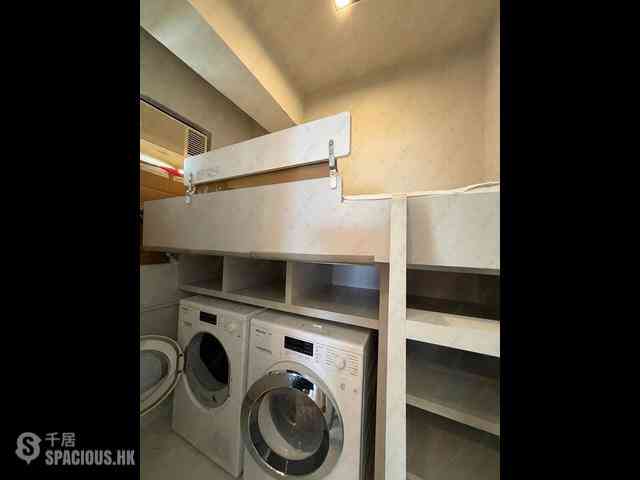 Mid Levels West - Lyttelton Garden Block 2 08