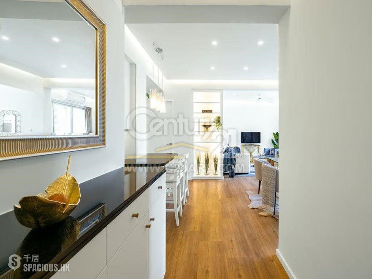 Mid Levels Central - Happy Mansion 01