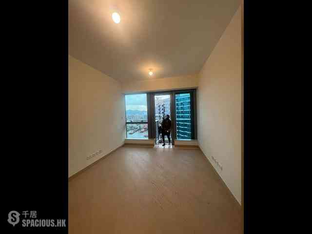 Cheung Sha Wan - Grand Victoria Phase 3 Grand Victoria III Tower 1B 01