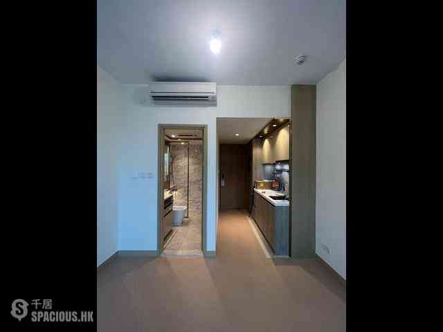 Cheung Sha Wan - Grand Victoria Phase 3 Grand Victoria III Tower 1B 02