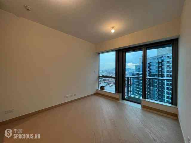 Cheung Sha Wan - Grand Victoria Phase 3 Grand Victoria III Tower 1B 06