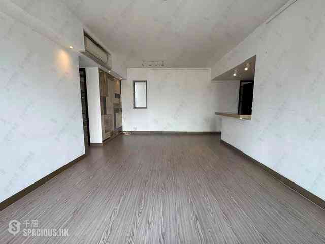 Sai Ying Pun - Island Crest Block 1 12