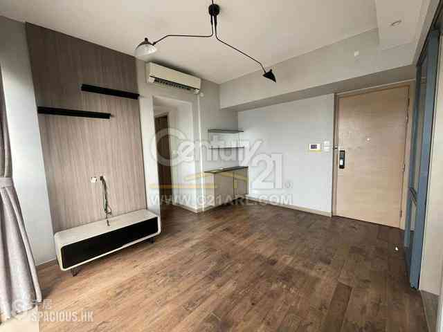 Sai Ying Pun - Island Crest Block 2 02