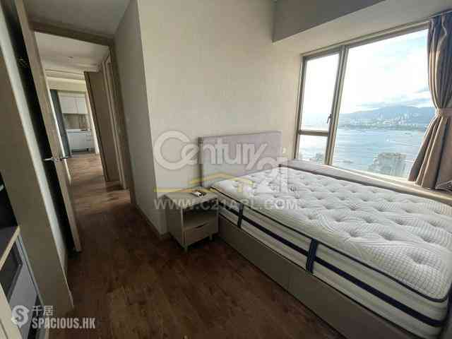 Sai Ying Pun - Island Crest Block 2 05
