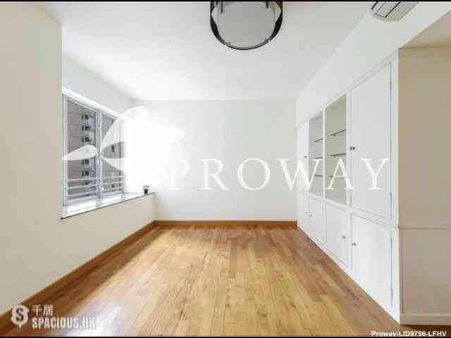 Mid Levels Central - Tregunter Tower 3 06