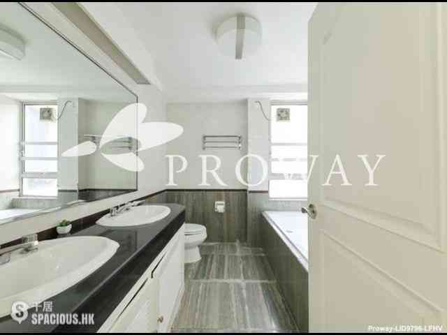 Mid Levels Central - Tregunter Tower 3 09