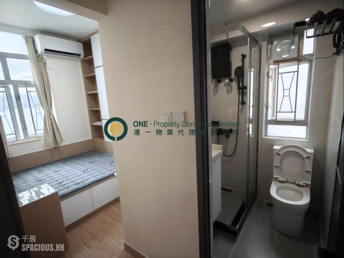 Kennedy Town - New Fortune House 01